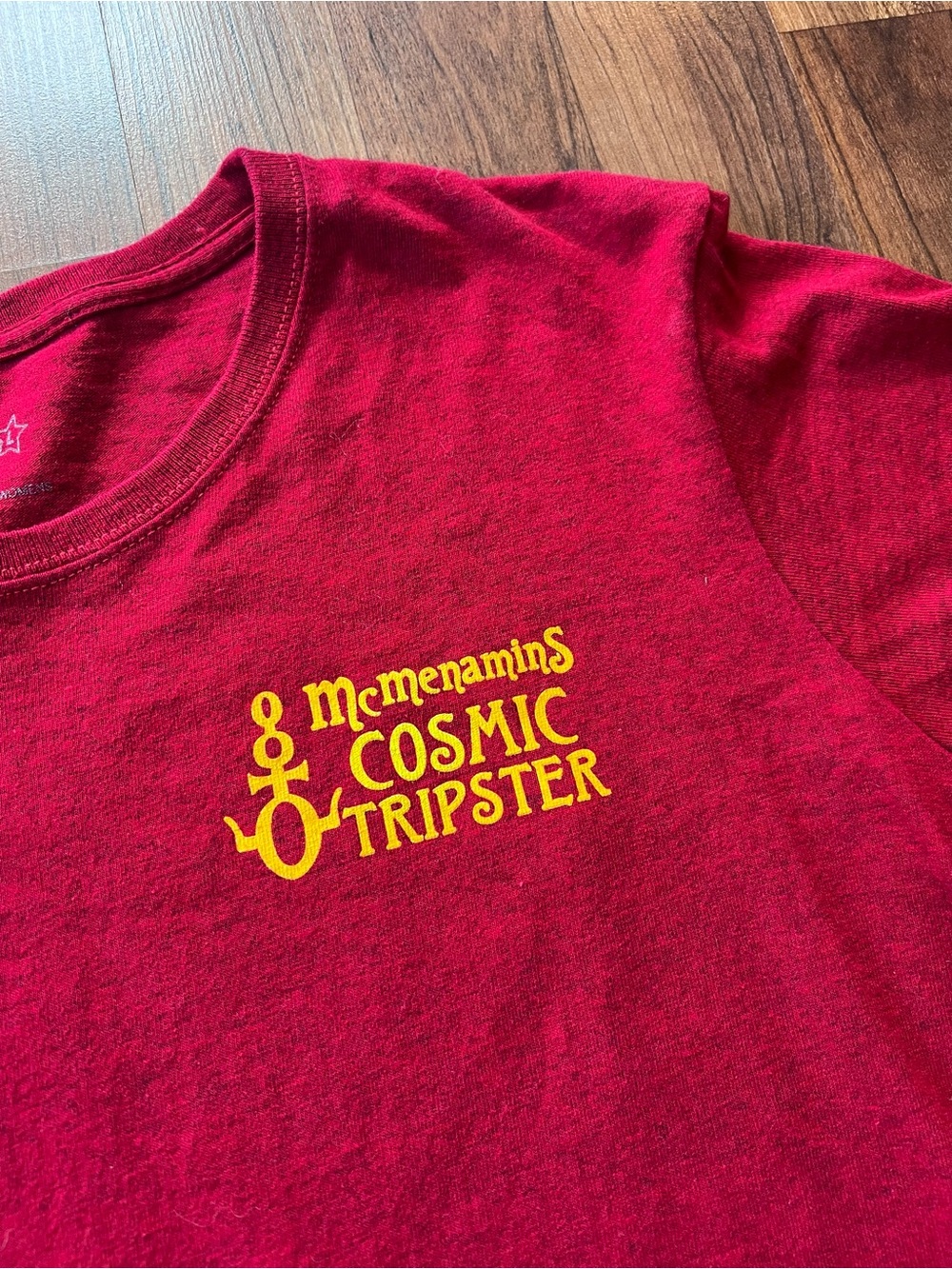 McMenamins Cosmic Tripster Passport Graphic Tee Red Women’s Medium PNW
